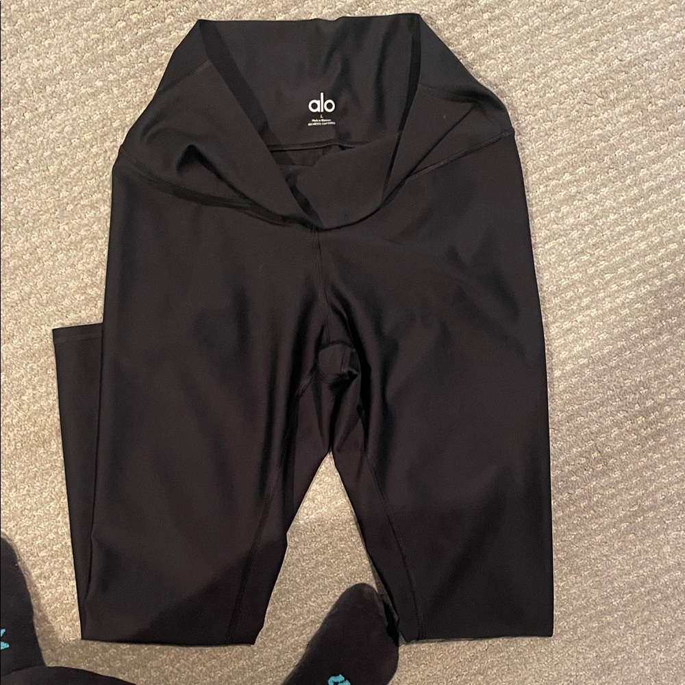 ALO Yoga 7/8th Midnight Black Leggings